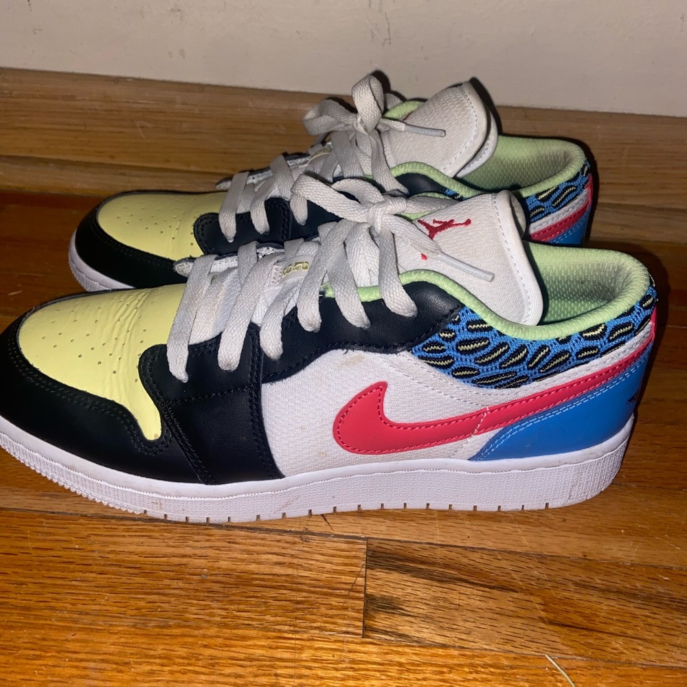 Jordan 1 Lows 💛